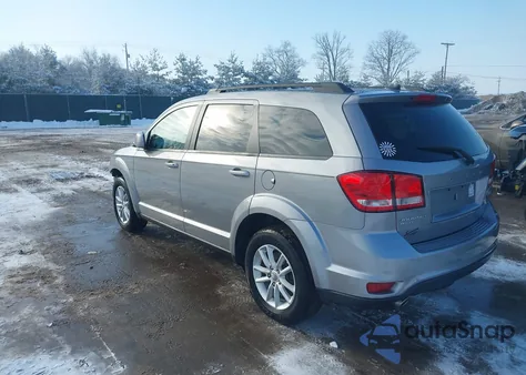 2016 Dodge Journey Sxt z USA, uszkodzony, nr VIN 3C4PDDBG1GT105745